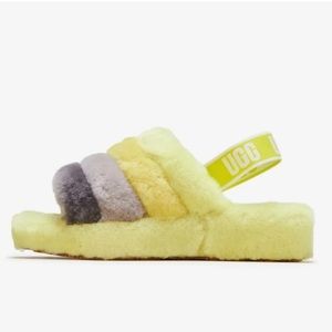 NEW ✨✨ Women’s UGGs Fluff Yeah slides